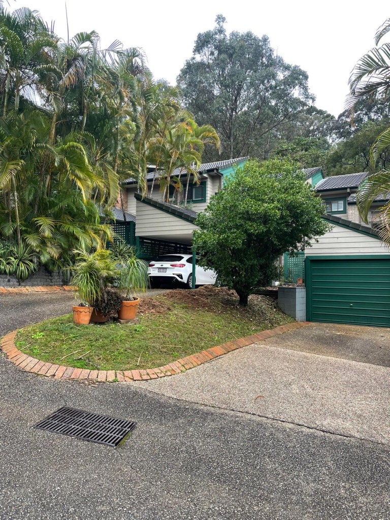 Before image Waide Build Landscapes